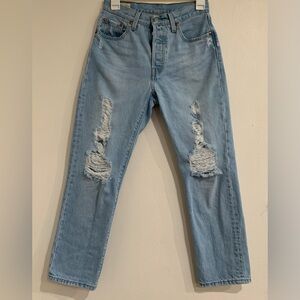 Levi's 501 Light Wash Jeans Distressed Size 25 Button Fly Premium Quality Denim